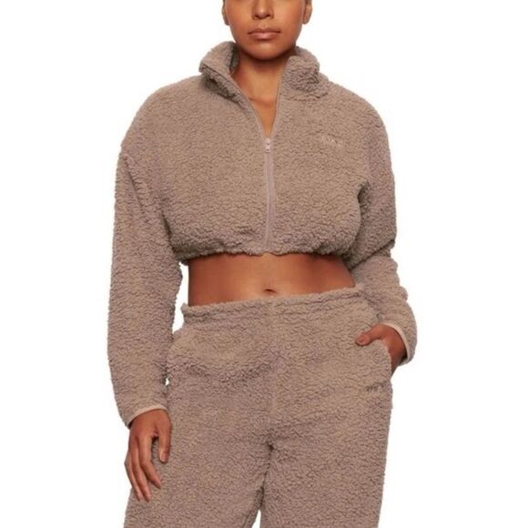 SKIMS Teddy High Pile Fleece Crop Zip Jacket - Picture 2 of 6